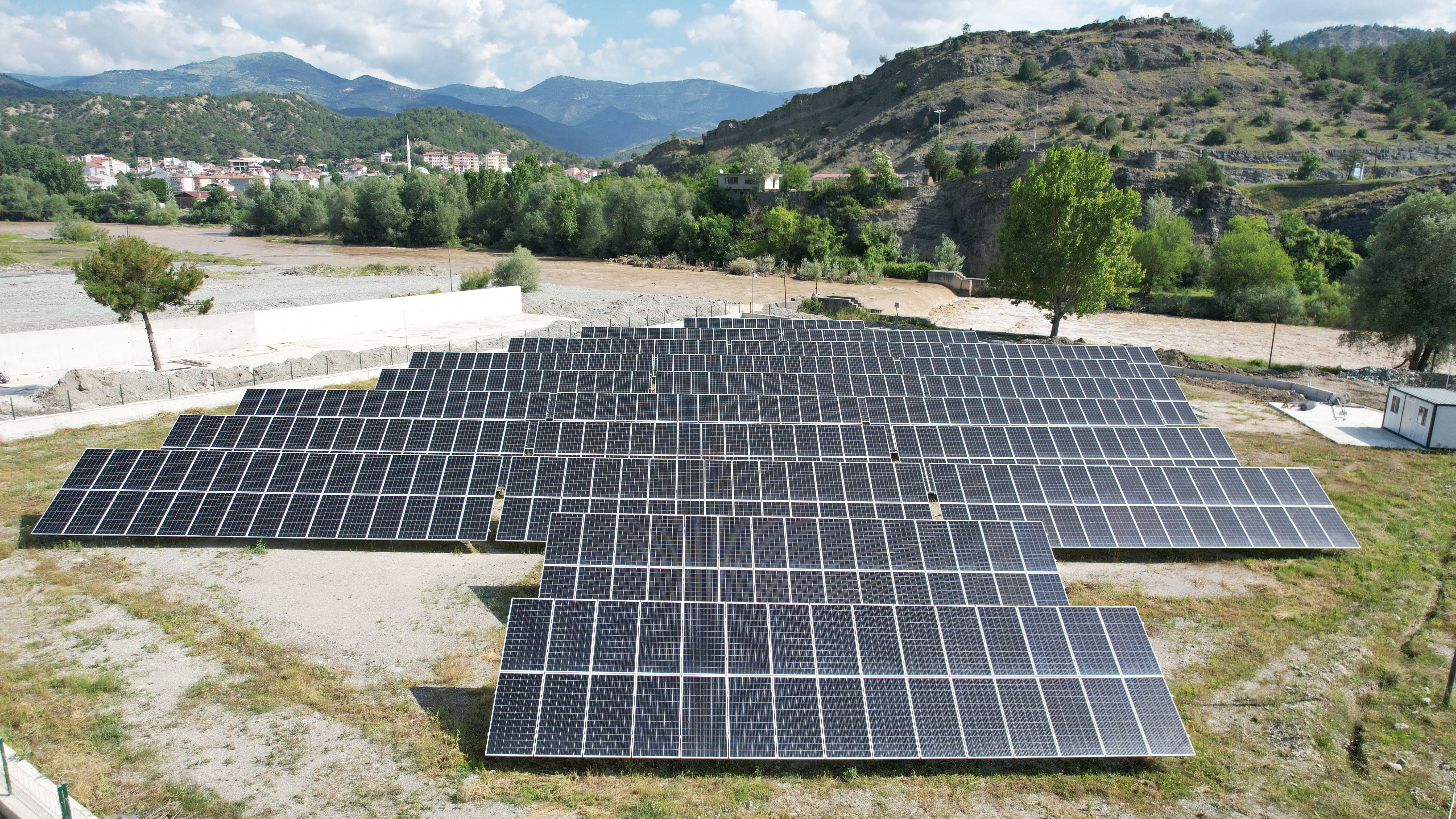 GÜNEŞ ENERJİ SANTRALİMİZ 